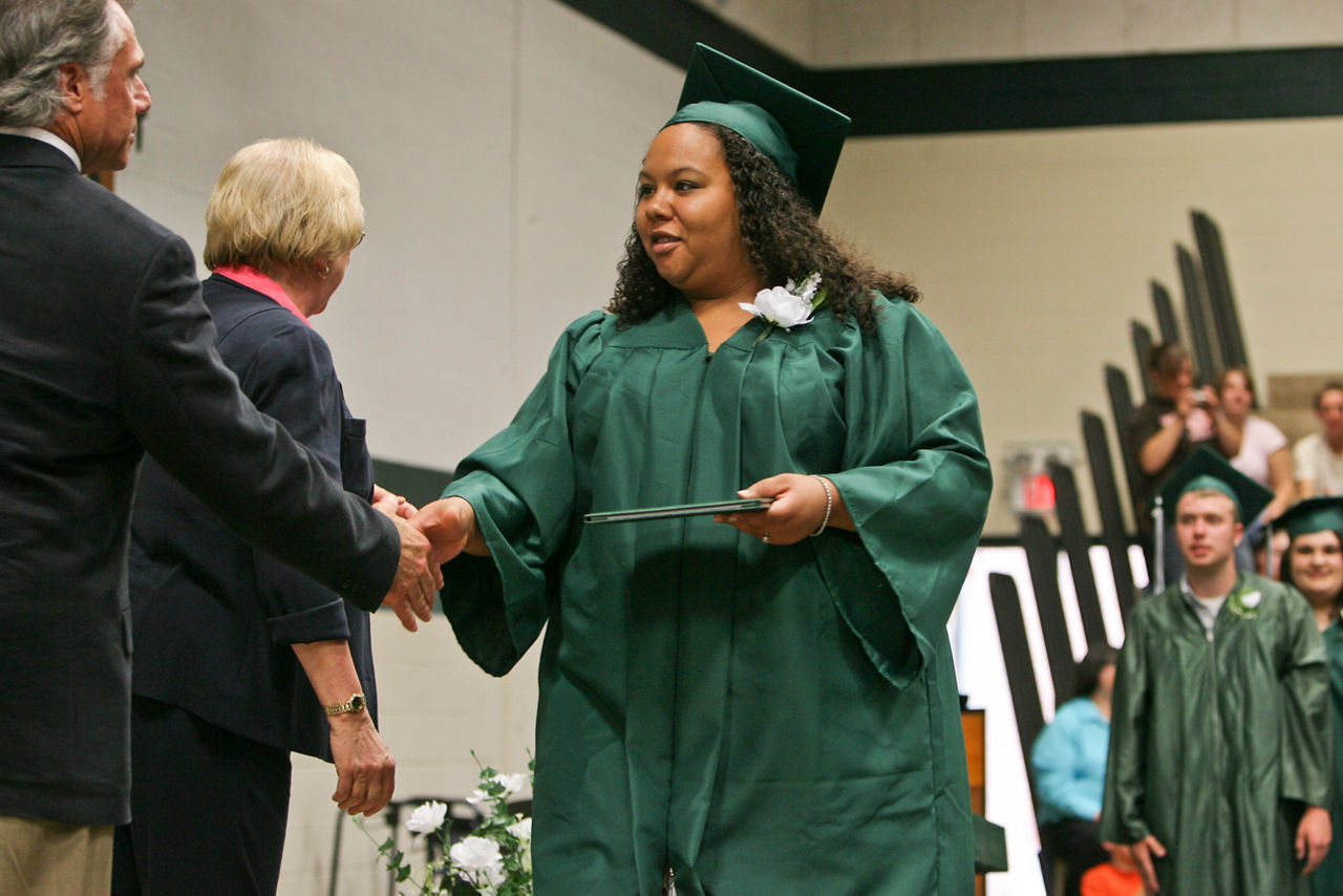CLARE, MI - MAY 19, 2010 : Shaylyn Jones at her graduation Ceremony from Clare Pioneer High School. Photo Credit: Fabrizio Costantini for the RWJF