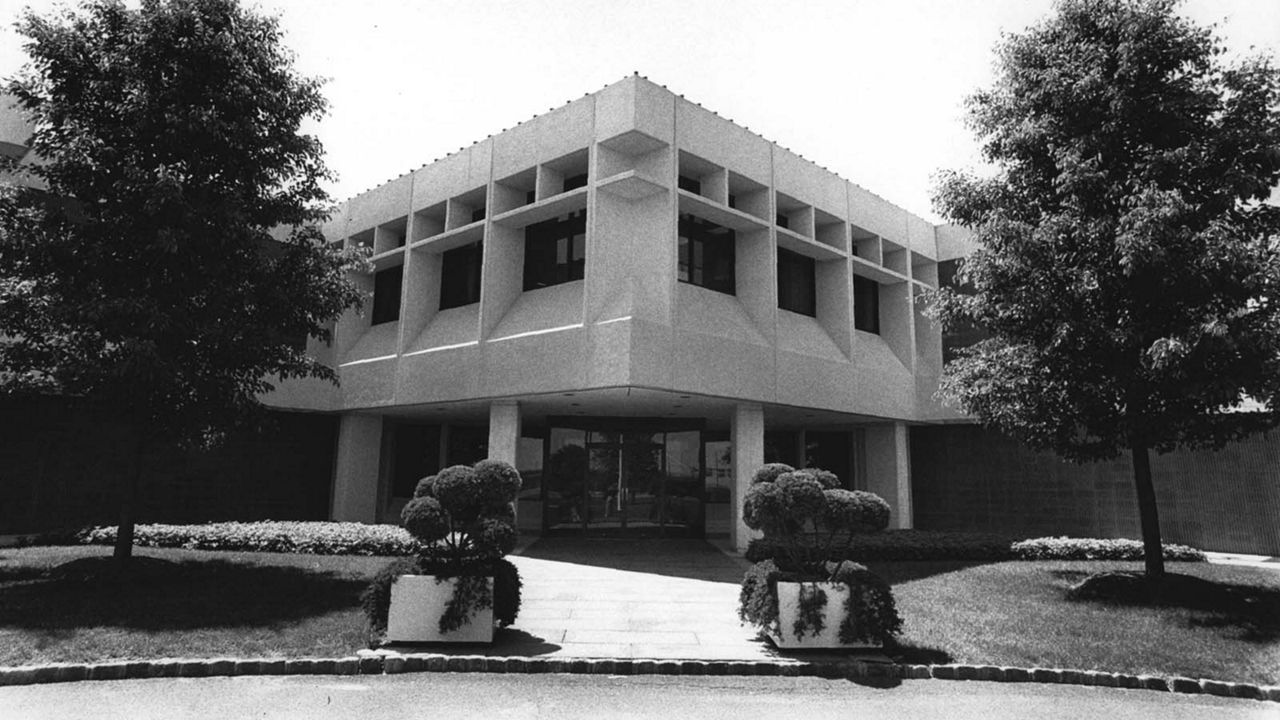 Exterior view of Robert Wood Johnson Foundation in 1990
